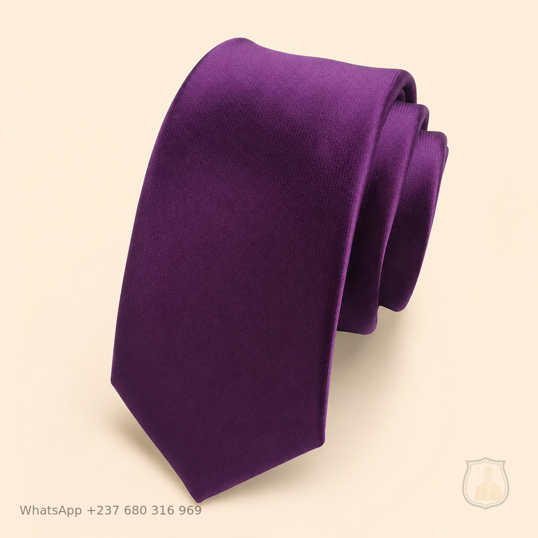 Cravate unie Violet lumineux, modèle GM-03
