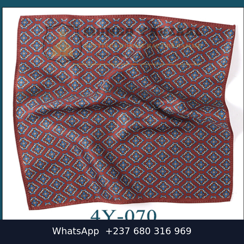 Pochette de costume, modèle 4Y-070